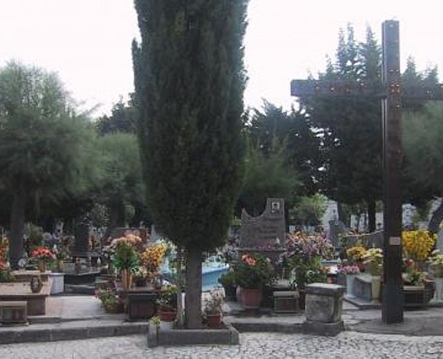 06122013 cimitero