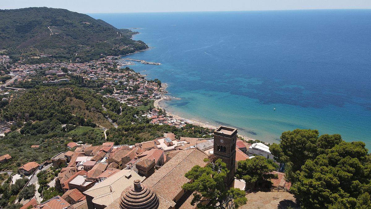 07012026 territorio di castellabate visto dall alto