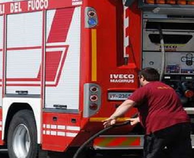 07042014 vigilidelfuoco1