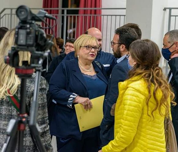 07052022 elvira serra incontro 2