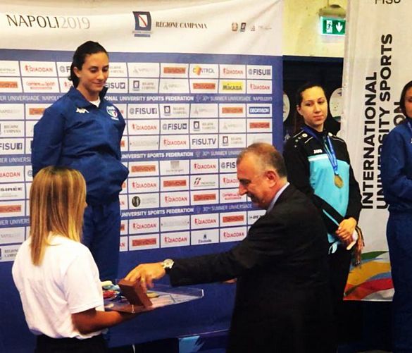 07072019 Lorenzo Lentini premia Erica Cipressa