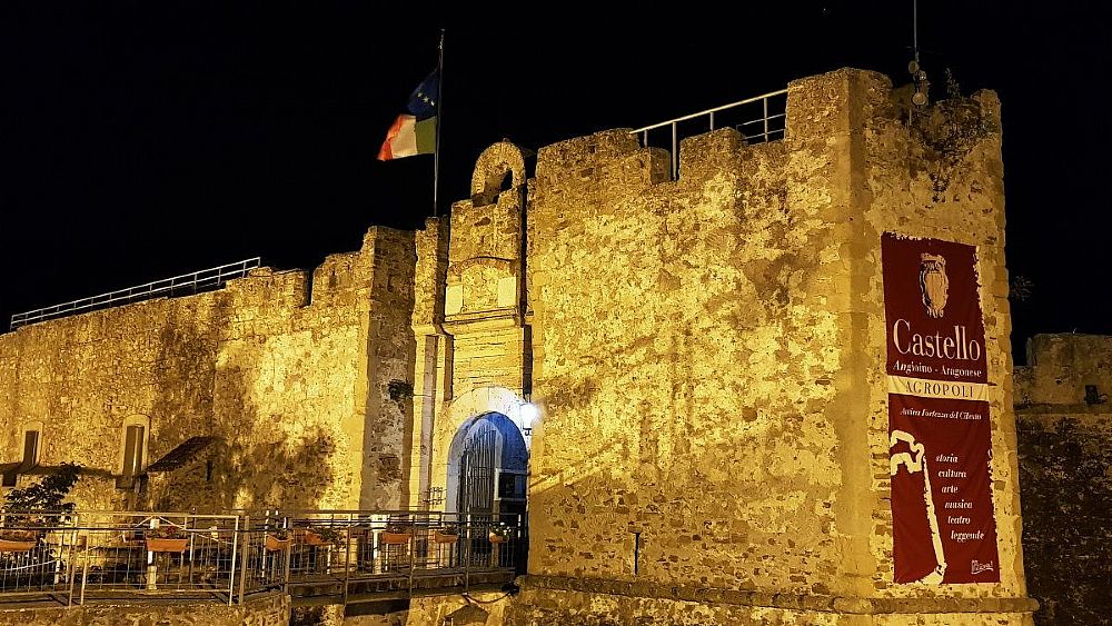 07092020 Castello Angioino Aragonese   location Settembre Culturale