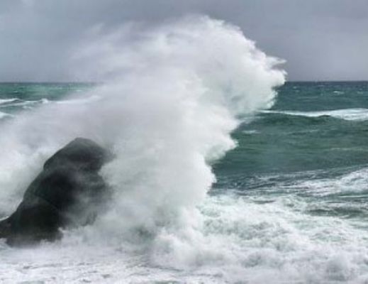 07112014 mare agitato