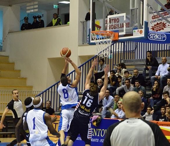 07112016 basket agropoli al palacilento
