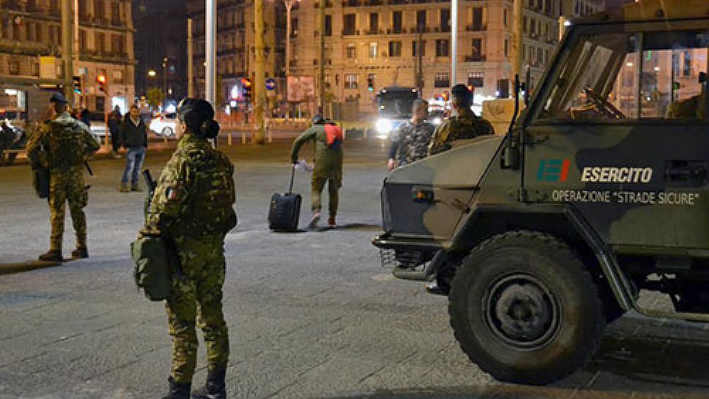 07112017 militari in strada