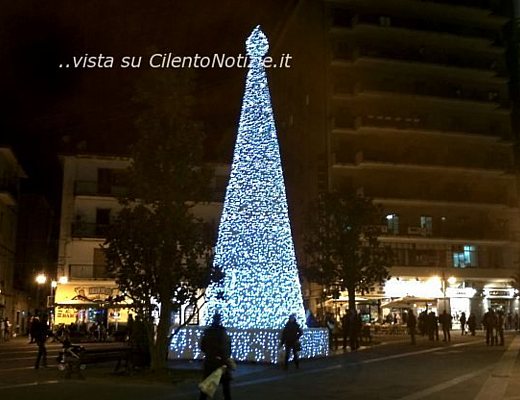 07122012 albero di natale agropoli