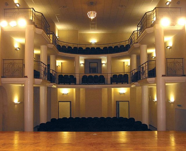 07122013 Teatro comunale di Laurino