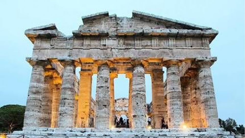 08012019 economia paestum