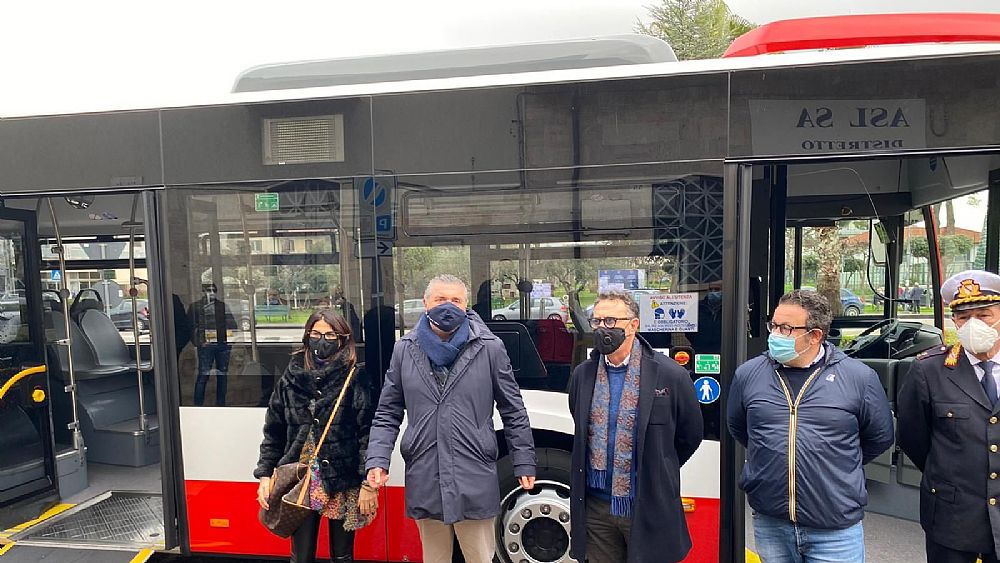 08012021 minibus capaccio paestum