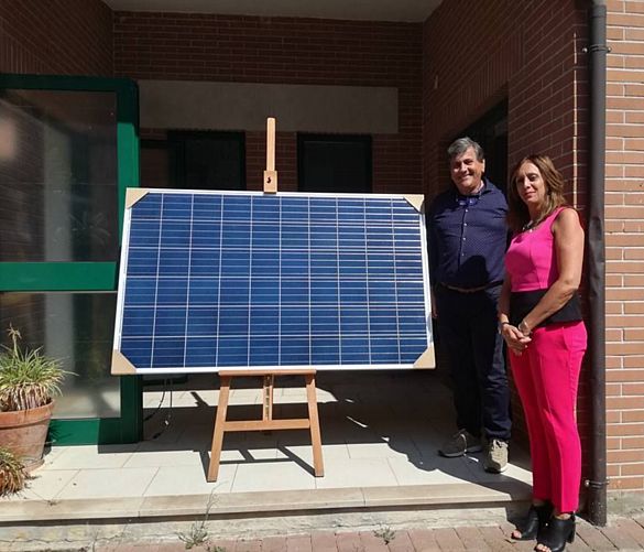 Tonino-Luppino foto - 08062017 la Preside Maria Teresa Tancredi e l Ing Carmelo Stanziola