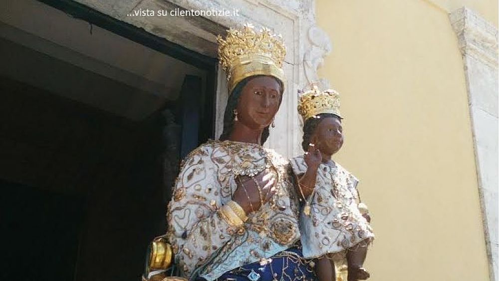 08072016 madonna nera santomenna