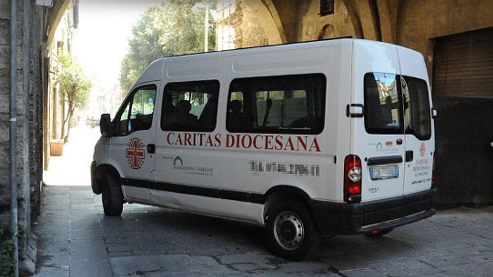 08072019 Caritas Furgone