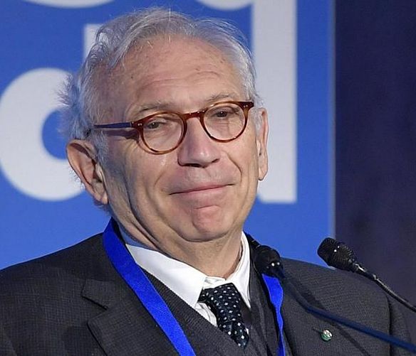 Emilio-La-Greca-Romano foto - 08092021 bianchisorriso tagliato fg