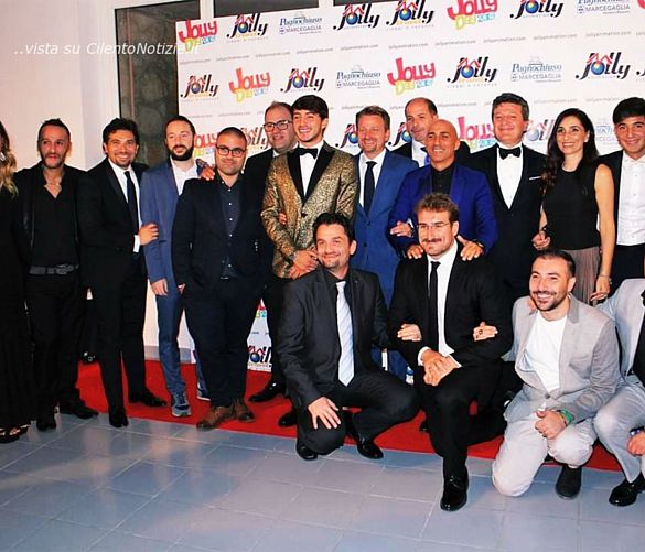08102019 team interno Jolly Group