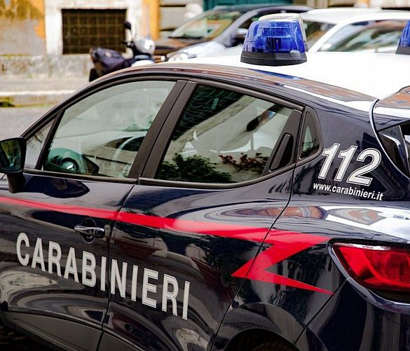 08122020 auto carabinieri