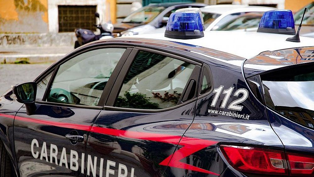 08122020 auto carabinieri