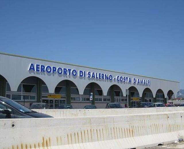 09012016 aroporto di salerno