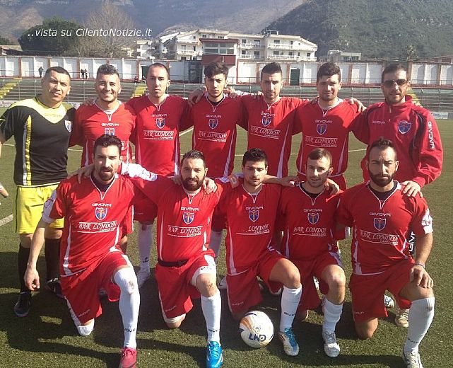 09032015 arsenal salerno maglia rossa