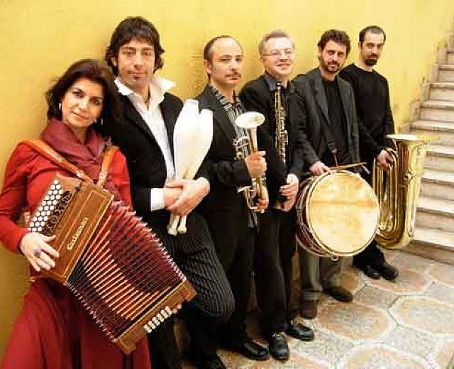 09042015 banda circo