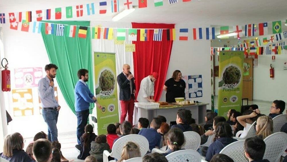09052018 carciofo nelle scuole 