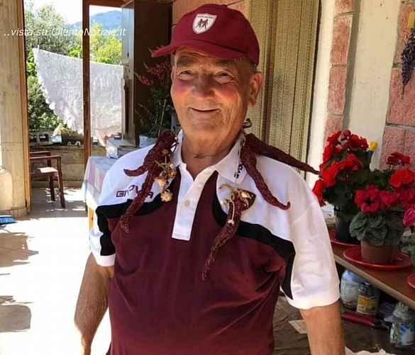 Tonino-Luppino foto - 09052021 nicola lamoglie 81 anni presidente onorario del club granata