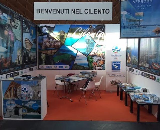 09102015 stand benvenuti nel cilento
