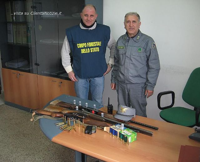 09122014 operazione g forestale