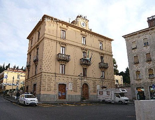 Marisa-Russo foto - 10042013 palazzo vallo della lucania