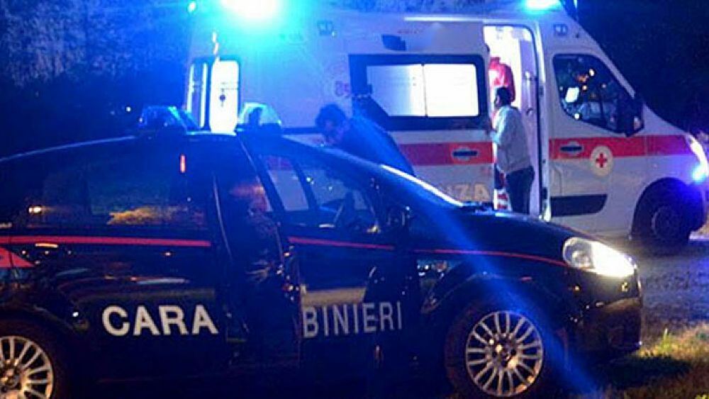 10042023 carabinieri e ambulanza 10042023 carabinieri e ambulanza