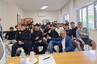 10052026 il liceo da procida alla sede dell aci