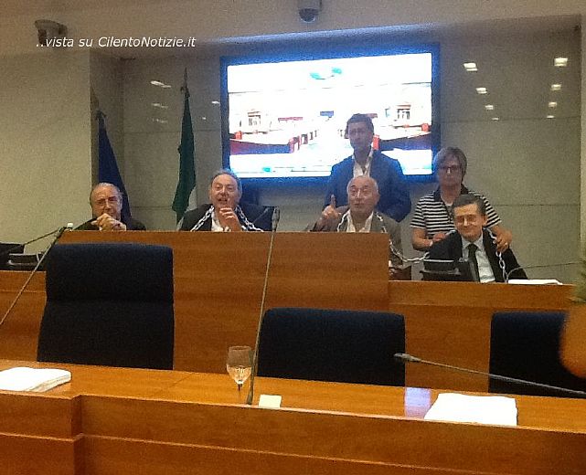 10072014 incatenati forestali pica