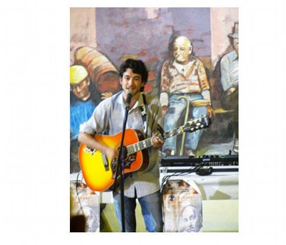 Marisa-Russo foto - 10082018 agora piano vetrale