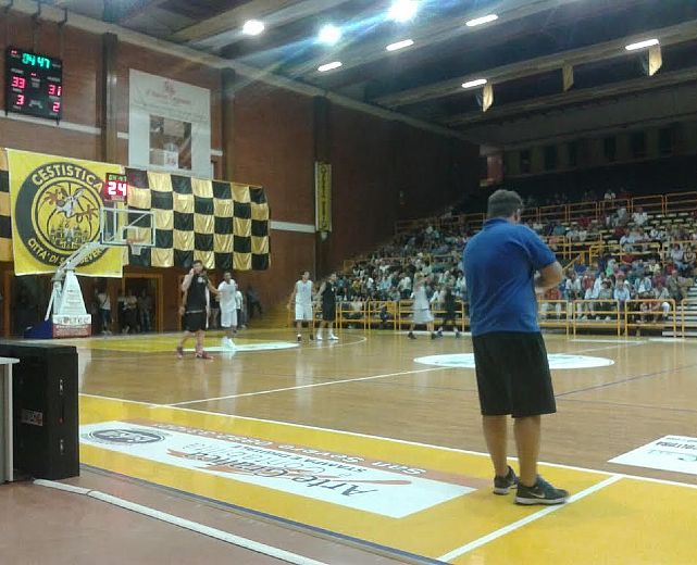 10092015 basket agropoli palasport