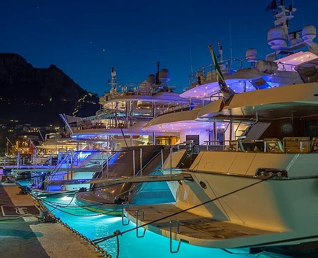 10092015 porto turistico di capri