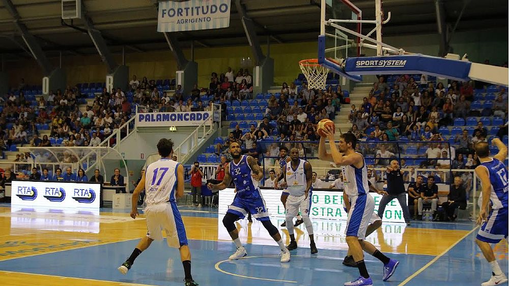 10102016 basket agropoli in sicilia