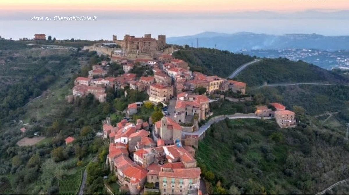 10102023 rocca cilento e il castello