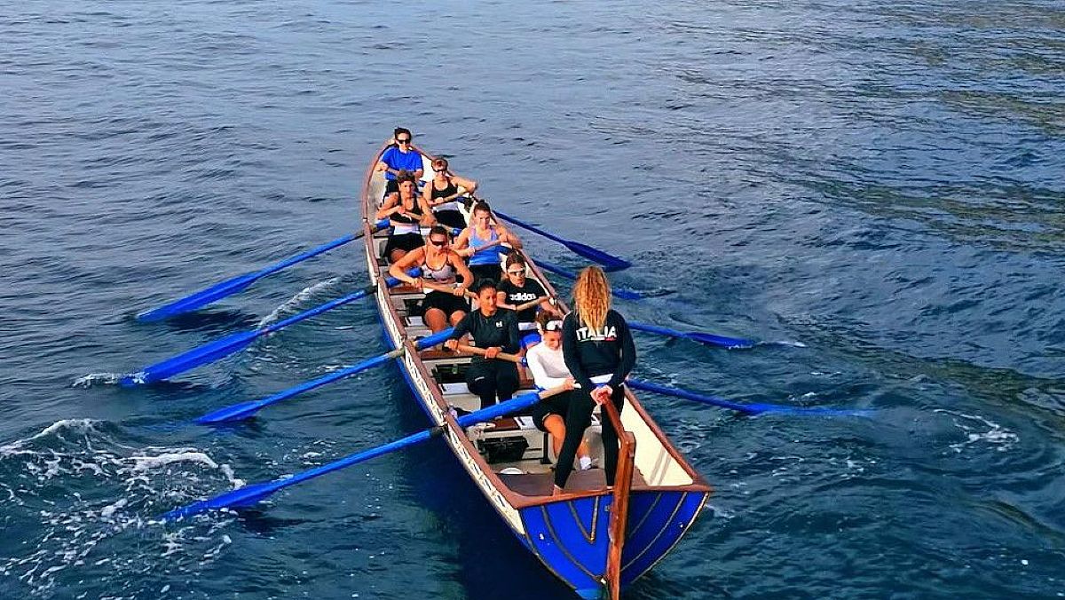 10102024 regata con equipaggio femminile 10102024 regata con equipaggio femminile