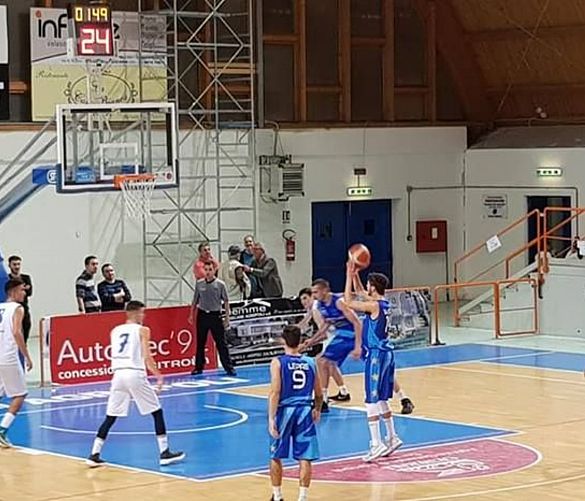 10112018 new basket agropoli in campo