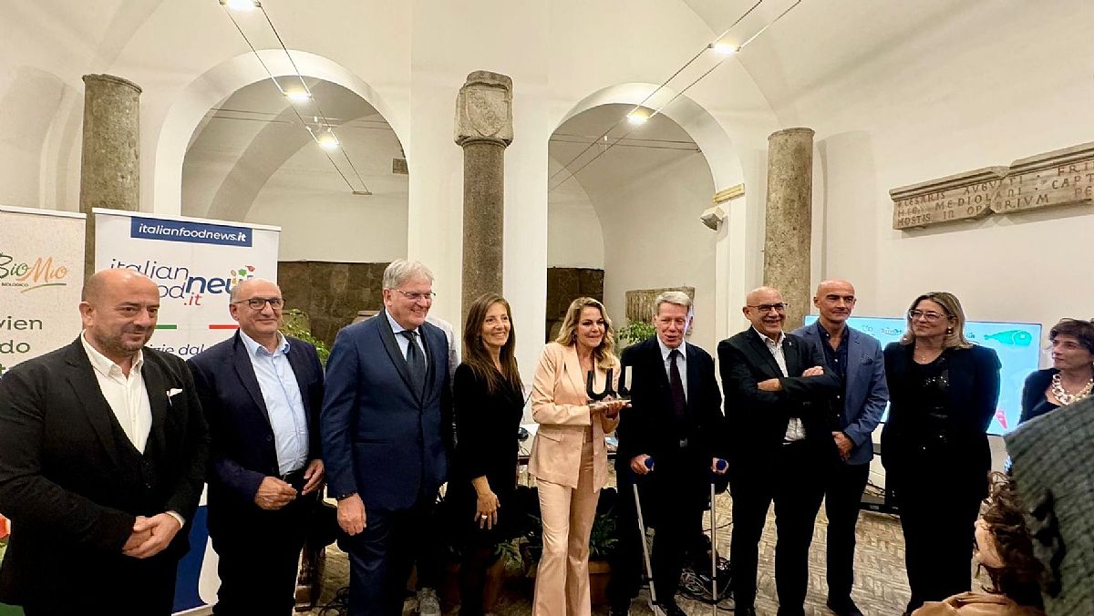 10112025 claudia gerini