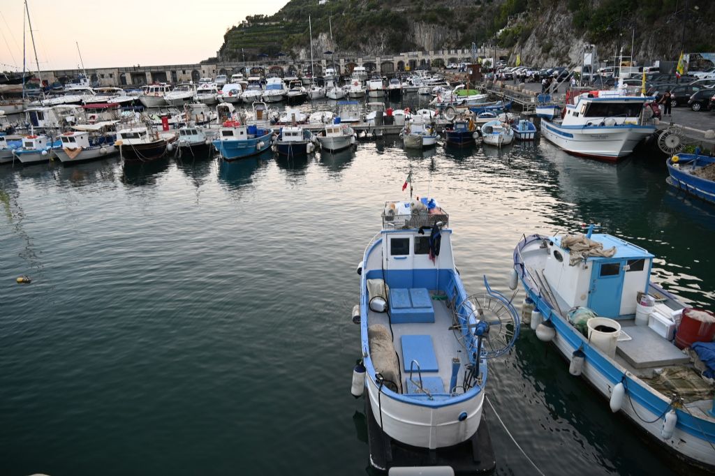 porto di cetara barche da pesca
