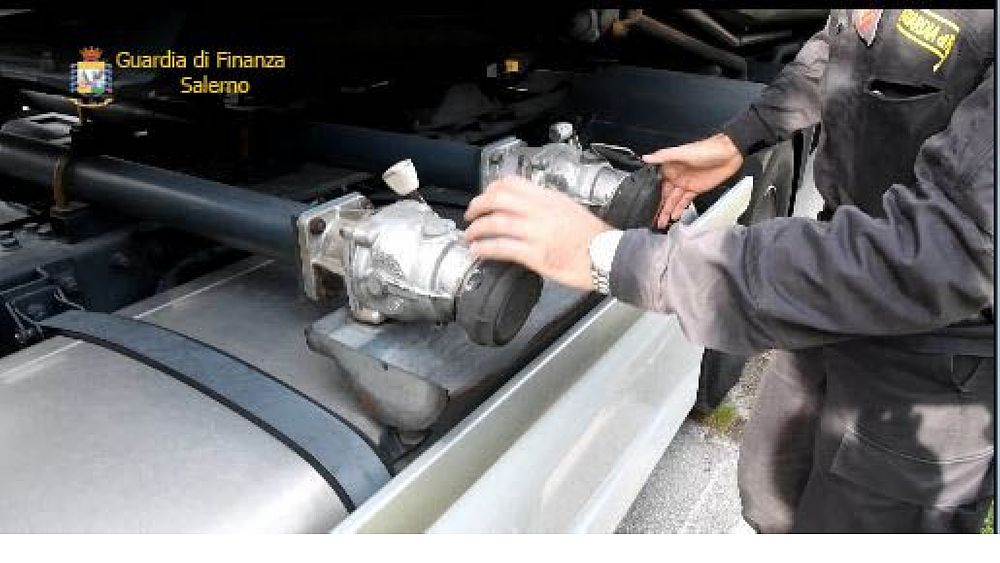 11022019 sequestro olio librificante