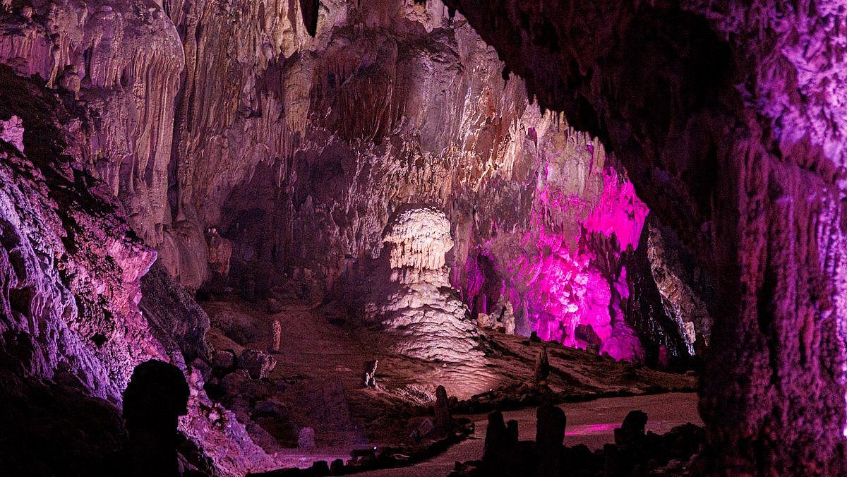 11022025 iinterno grotte pertosaauletta 11022025 iinterno grotte pertosaauletta