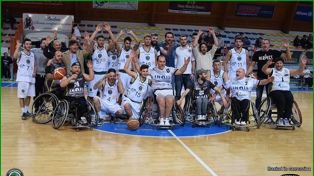 11042016 basket in carrozzina