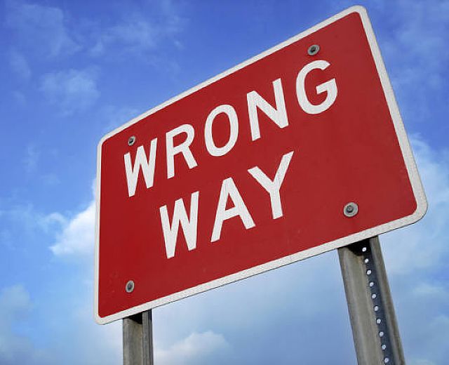 11052015 contromano in autostrada