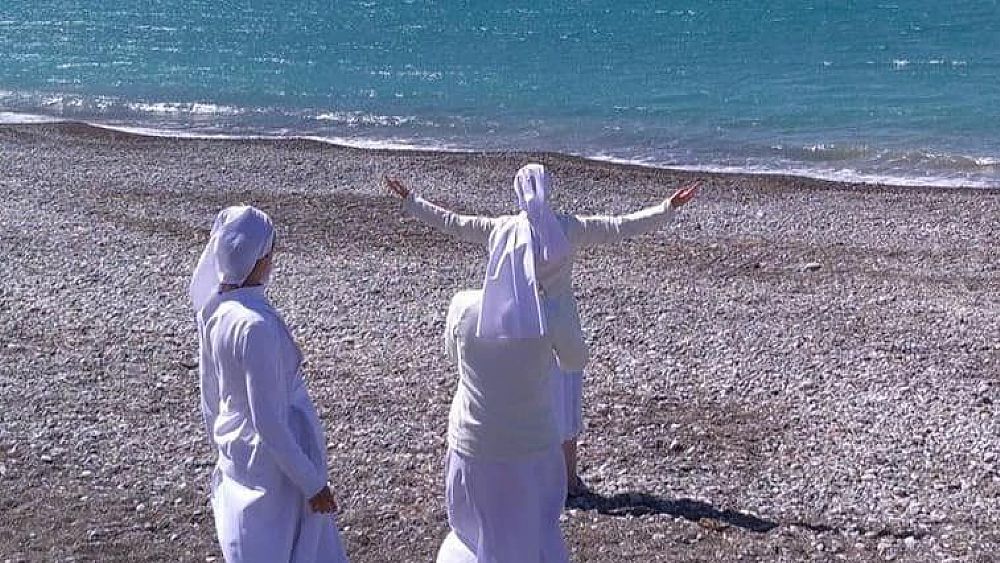 11052019 Madre Leonia 1 11052019 Madre Leonia 1