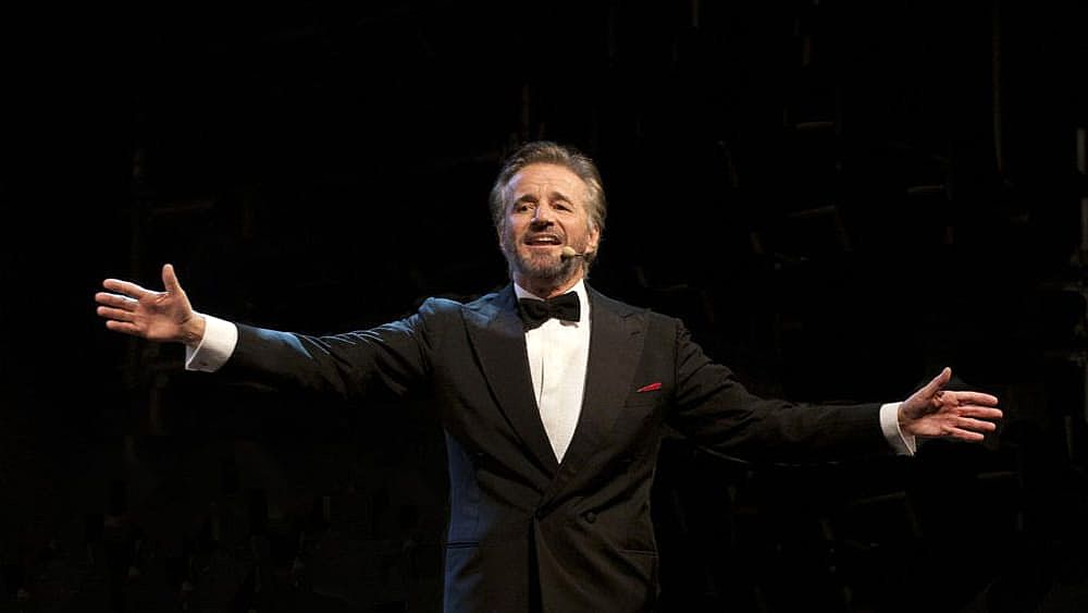 11052022 christian de sica show