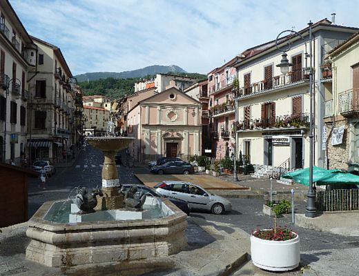 11062014 Centro storico Roccadaspide