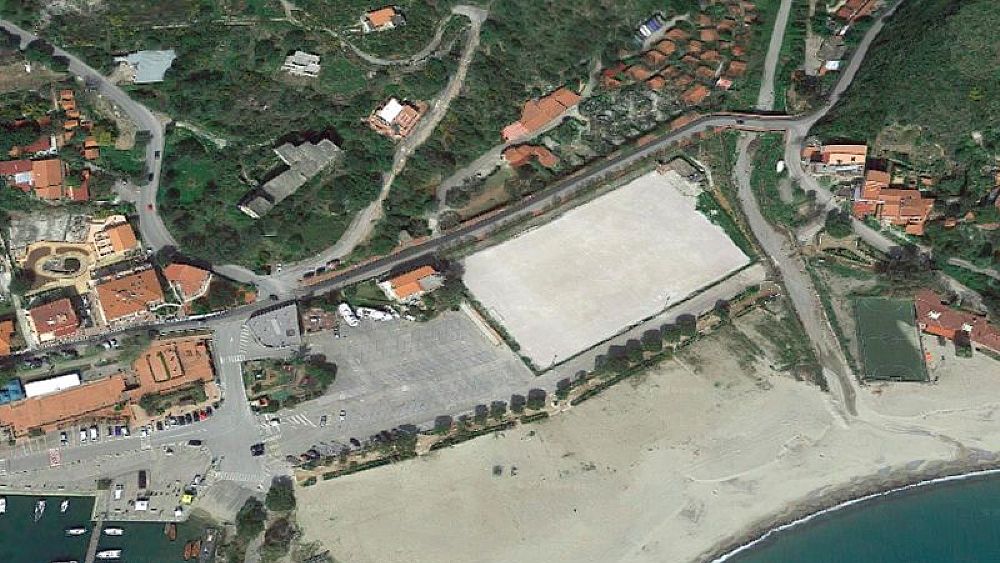 11062018 parcheggio camerota