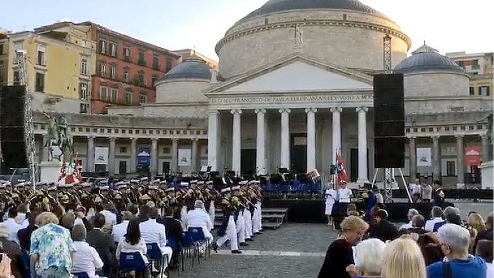 11062019 fanfara napoli