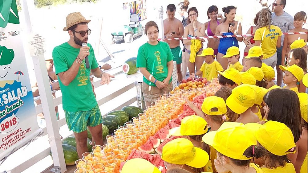 11072018 Fruit Salad on the beach